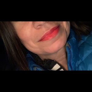 Meet your Posher, Genevieve